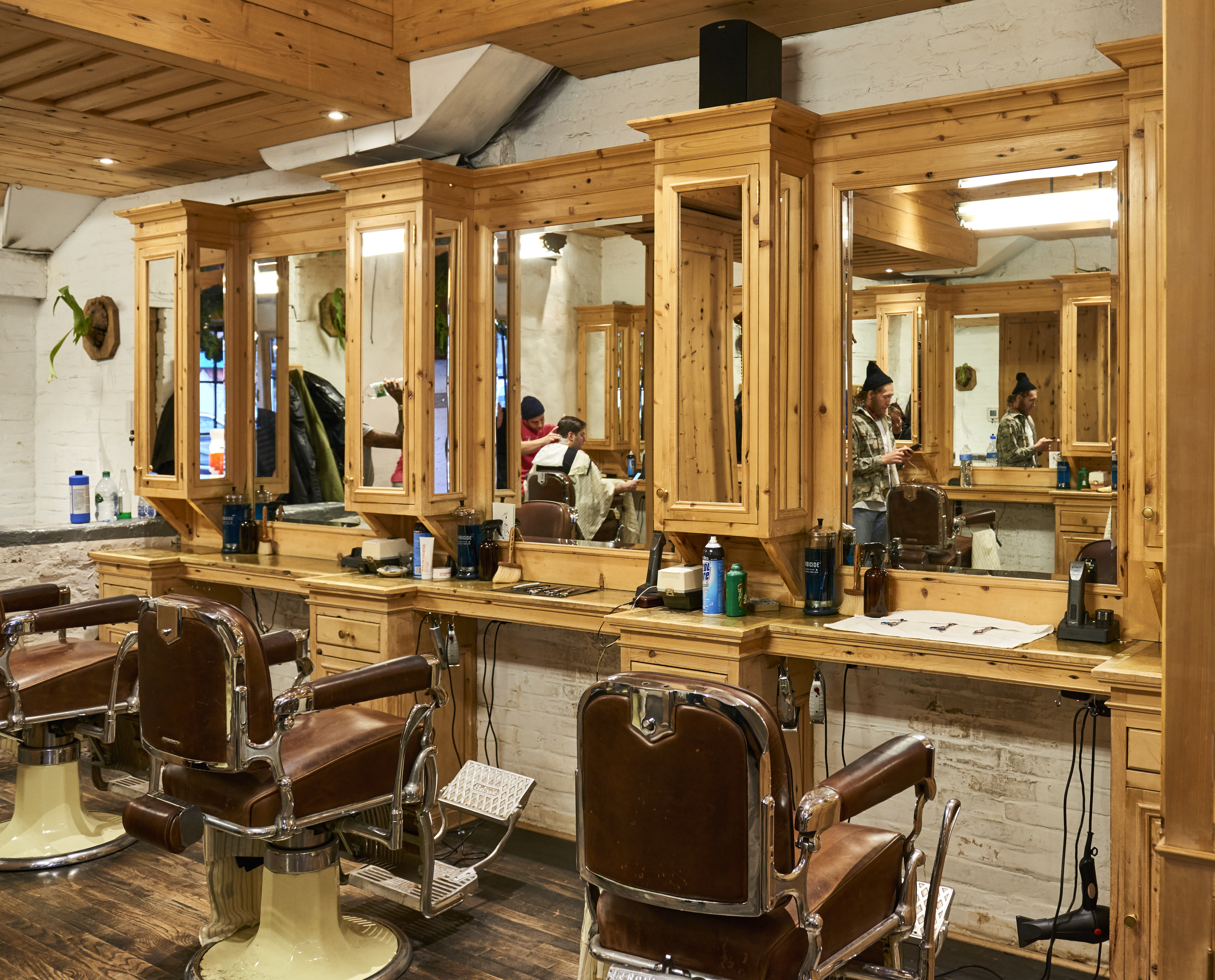 Reclaimed Softwood Lumber, Flooring and Millwork